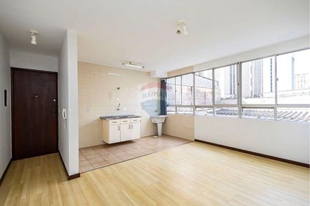 4_photo/94dce441ff.7066937cd636288e-ATLAS-31779ef2-2641-4aa6-817e-d6cfc921f4e4.jpg de apartamento para alugar com 2 quartos, 58m² em Centro, Curitiba