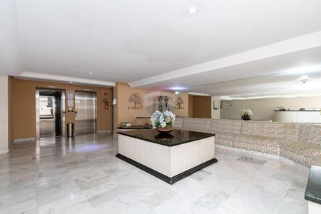 30_photo/94dce441ff.7066937cd636288e-ATLAS-9c64be2d-c10d-4947-8d85-3767c50a5324.jpg de apartamento para alugar com 2 quartos, 58m² em Centro, Curitiba