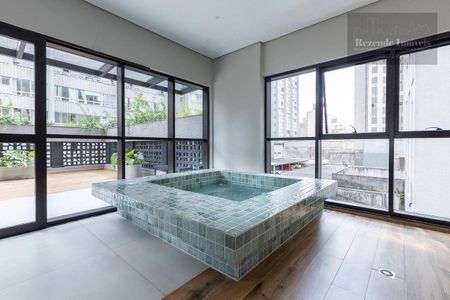 9_photo/94dce4423b.7c2ff64fe9448088-ATLAS-36d1377d-5fb5-4f7b-8a3b-430d4db953e8.jpg de kitnet/studio à venda com 1 quarto, 24m² em Centro, Curitiba