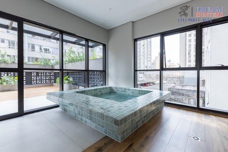 33_photo/94dce4423d.2ad4bcb0cd84ffdc-ATLAS-d5e326fa-3763-4d61-9fc5-3992da723488.jpg de kitnet/studio à venda com 1 quarto, 26m² em Centro, Curitiba