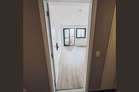 6_photo/94dce4423d.623862ea47f83d87-ATLAS-6cda9699-defb-43db-b883-e7e1e392f349.jpg de kitnet/studio à venda com 1 quarto, 20m² em Centro, Curitiba