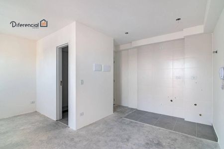 3_photo/94dce4423d.8320da6651d178dd-ATLAS-6c3a8b2f-0809-46fa-90d9-dfc23d8f552e.jpg de apartamento à venda com 1 quarto, 30m² em Centro, Curitiba