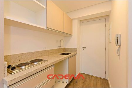 6_photo/94dce442c3.6a82b7110c1d5146-ATLAS-2dbcba9d-e691-4f16-a447-7cd220c2640b.jpg de apartamento para alugar com 1 quarto, 30m² em Centro, Curitiba