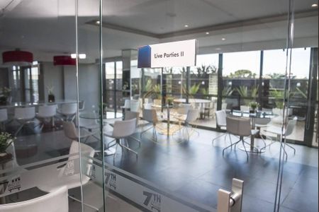 4_photo/94dce442c3.d065799f53d96c06-ATLAS-0861ca2c-8aa0-46cc-ace3-99daaf5c12aa.jpg de kitnet/studio para alugar com 1 quarto, 33m² em Centro, Curitiba