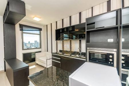 11_photo/94dce442c3.d065799f53d96c06-ATLAS-3a02e369-84bd-4bee-9f0d-a94e577cf955.jpg de kitnet/studio para alugar com 1 quarto, 33m² em Centro, Curitiba