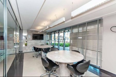 10_photo/94dce442c3.d065799f53d96c06-ATLAS-4d3daa2b-252b-4eea-8430-94950c020e73.jpg de kitnet/studio para alugar com 1 quarto, 33m² em Centro, Curitiba