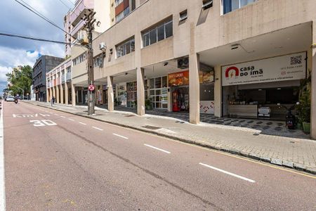 25_photo/94dce442e1.9b0646a0f80c27e2-ATLAS-e8f27f1b-ab8a-49e1-a3c8-c07e81ca99c2.jpg de apartamento para alugar com 1 quarto, 30m² em Centro, Curitiba