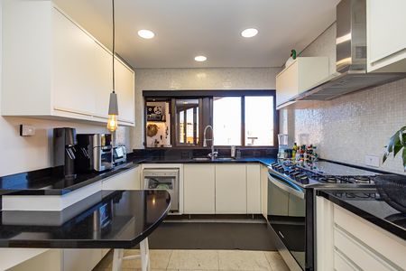 8_photo/94dce442e1.e6e1c947b02cf8fb-ATLAS-07b519cf-2dd4-482b-a9fe-396e8a93f580.jpg de apartamento à venda com 4 quartos, 248m² em Centro, Curitiba