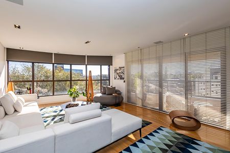 11_photo/94dce442e1.e6e1c947b02cf8fb-ATLAS-2d82cbf5-6004-4d0d-ad52-46afa369a2d4.jpg de apartamento à venda com 4 quartos, 248m² em Centro, Curitiba