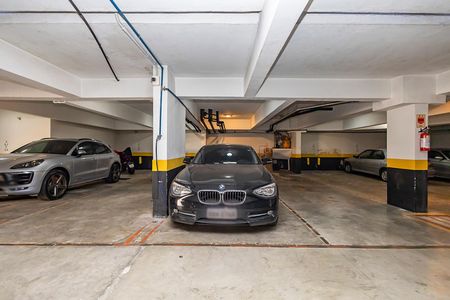 49_photo/94dce442e1.e6e1c947b02cf8fb-ATLAS-7afa2205-4a22-4bfb-a2f4-41e7e2728d4b.jpg de apartamento à venda com 4 quartos, 248m² em Centro, Curitiba