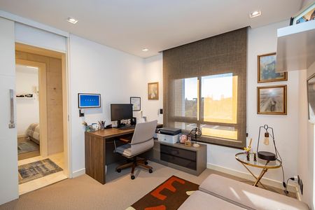 23_photo/94dce442e1.e6e1c947b02cf8fb-ATLAS-9df0636f-7429-4245-a5d2-61b9c832f551.jpg de apartamento à venda com 4 quartos, 248m² em Centro, Curitiba