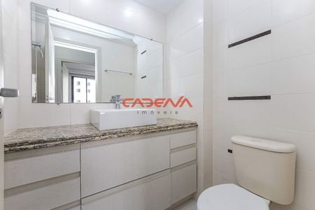 10_photo/94dce443a1.9adbb3a8c64252cf-ATLAS-370a96cc-e9d7-43cd-8897-2ca39bbb2ee5.jpg de apartamento à venda com 3 quartos, 94m² em Centro, Curitiba