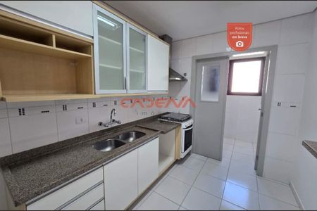 3_photo/94dce443a1.9adbb3a8c64252cf-ATLAS-8a17f6c9-2866-4842-a4fa-19d308087274.jpg de apartamento para alugar com 3 quartos, 94m² em Centro, Curitiba