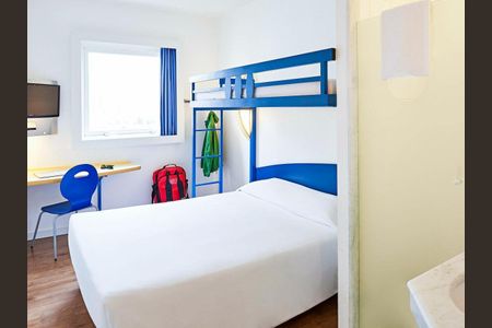 8_photo/94dce443a7.8085e121eea213b8-ATLAS-5dd1c0e1-c9d9-45a0-b632-be0d6fb22a4d.jpg de apartamento à venda com 1 quarto, 12m² em Centro, Curitiba