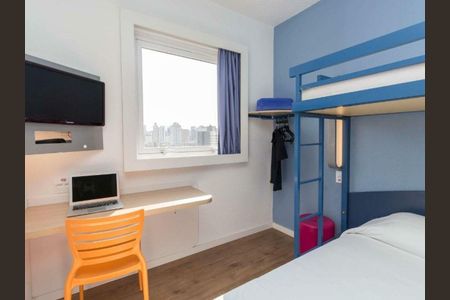 5_photo/94dce443a7.8085e121eea213b8-ATLAS-73d175d2-c7b7-4e7d-a483-0b473295a75c.jpg de apartamento à venda com 1 quarto, 12m² em Centro, Curitiba