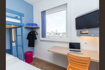 18_photo/94dce443a7.8085e121eea213b8-ATLAS-9cd3d3f8-15b2-4d67-82e5-aabc93d93322.jpg de apartamento à venda com 1 quarto, 12m² em Centro, Curitiba