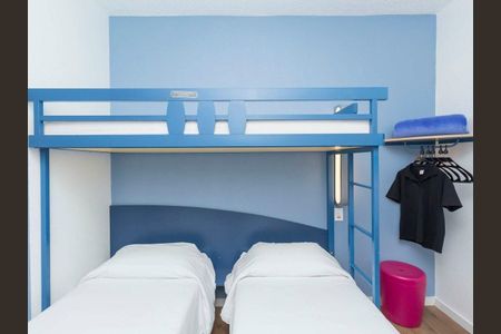 7_photo/94dce443a7.8085e121eea213b8-ATLAS-bfaeb34d-6464-4b1b-8301-6b72d61be68d.jpg de apartamento à venda com 1 quarto, 12m² em Centro, Curitiba