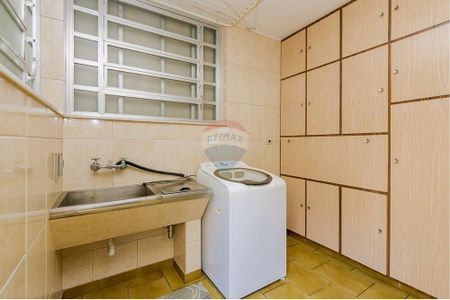 2_photo/94dce443d1.85af573e44074131-ATLAS-137e6a03-d2d5-4e7e-a1f8-27ab4db250f9.jpg de casa para alugar com 5 quartos, 447m² em Centro, Curitiba