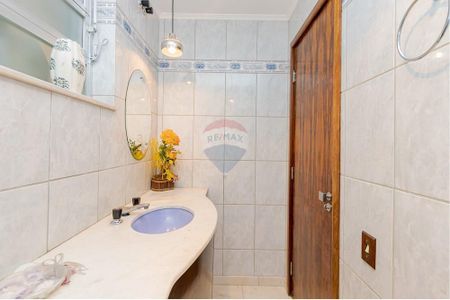 42_photo/94dce443d1.85af573e44074131-ATLAS-6776eaab-cb23-4fd5-8bee-a916dabb73d5.jpg de casa para alugar com 5 quartos, 447m² em Centro, Curitiba