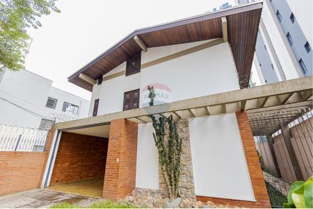 3_photo/94dce443d1.85af573e44074131-ATLAS-79a35cb2-e11d-4fcf-a9f2-9e2383129f03.jpg de casa para alugar com 5 quartos, 447m² em Centro, Curitiba