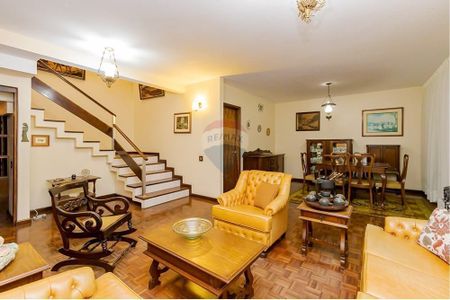 37_photo/94dce443d1.85af573e44074131-ATLAS-90809075-aee4-4e3e-96d0-282fe2c40c9e.jpg de casa para alugar com 5 quartos, 447m² em Centro, Curitiba