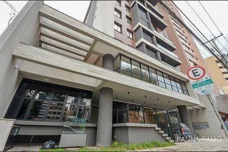 4_photo/94dce443e9.350e37a8242d41f1-ATLAS-470507bf-2bdc-4d46-87b9-7dcd2e683103.jpg de apartamento para alugar com 1 quarto, 36m² em Centro, Curitiba