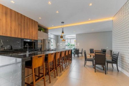 10_photo/94dce44407.6c4a3f5e6ef89c98-ATLAS-efa7ba1a-43e3-412b-b64f-e5efd72801a1.jpg de apartamento à venda com 3 quartos, 290m² em Alto da Glória, Curitiba