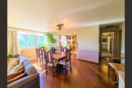 1_photo/94dce44445.617e4d86f4b9d3f4-ATLAS-012d5b28-9b41-4c2c-81b4-6af832898ccb.jpg de apartamento à venda com 4 quartos, 172m² em Centro, Curitiba