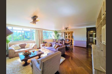 1_photo/94dce44445.617e4d86f4b9d3f4-ATLAS-b3bc3db9-8267-4b56-ad3c-6e04af30e42d.jpg de apartamento à venda com 4 quartos, 172m² em Centro, Curitiba