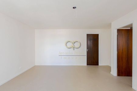 11_photo/94dce44445.ff11ab302fa3b2f0-ATLAS-0b541cc7-6fec-4149-a008-175285be2cff.jpg de apartamento à venda com 3 quartos, 172m² em Centro, Curitiba