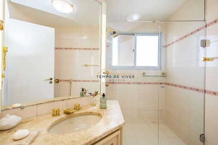 18_photo/94dce4445d.b9b7f5b15e386618-ATLAS-c7b4e9b3-fb60-4bee-9305-be2e7bb77092.jpg de apartamento à venda com 3 quartos, 259m² em Rebouças, Curitiba