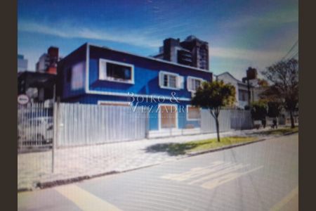 3_photo/94dce44475.60e4e8230f1074be-ATLAS-6b5533e3-4e1b-4785-9964-bcff14cf8295.jpg de casa à venda com 0 quarto, 205m² em Centro, Curitiba