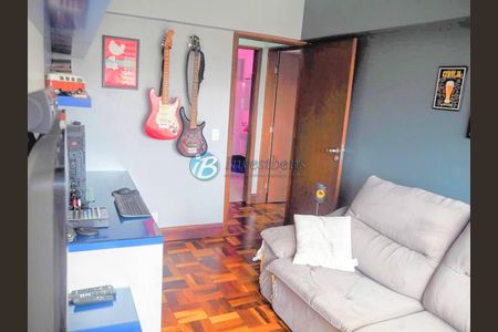 6_photo/94dce444f7.3c2637ef58290670-ATLAS-7faaae3e-2a96-4a58-bf9d-166b8cd3cd48.jpg de apartamento à venda com 2 quartos, 88m² em Centro, Curitiba