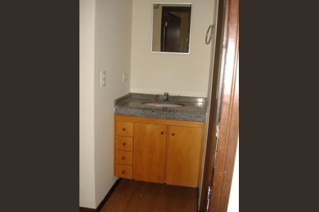 18_photo/94dce4455d.df169248b2bc8391-ATLAS-ca7989fd-49da-476a-9bc4-dca61ecc2656.jpg de apartamento para alugar com 1 quarto, 42m² em Cristo Rei, Curitiba