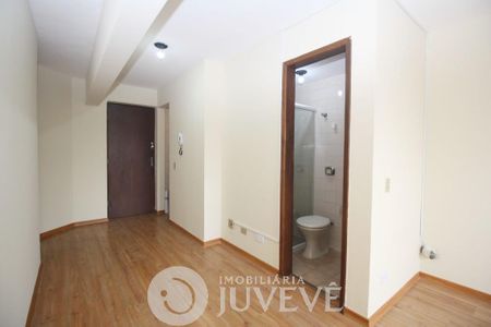 9_photo/94dce4455f.520e30ae02b688c5-ATLAS-68995cf3-5392-4fcf-b2cf-073f224b9bcf.jpg de apartamento para alugar com 1 quarto, 19m² em Cristo Rei, Curitiba