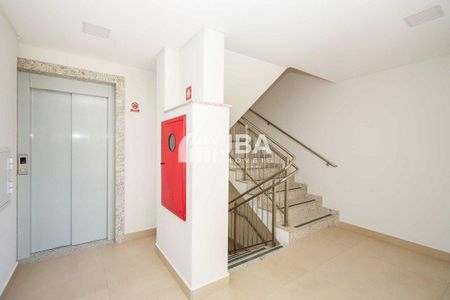 30_photo/94dce44585.1c5845dead7872b3-ATLAS-eb2139f0-c2a6-48ca-aeaf-b154d40d24b1.jpg de apartamento à venda com 3 quartos, 102m² em Cristo Rei, Curitiba