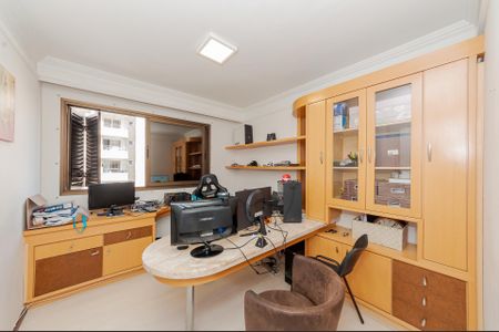 6_photo/94dce445ad.81c488c884db3593-ATLAS-28c5250a-e47e-4cc2-9c37-e983eabfe312.jpg de apartamento à venda com 4 quartos, 185m² em Alto da XV, Curitiba