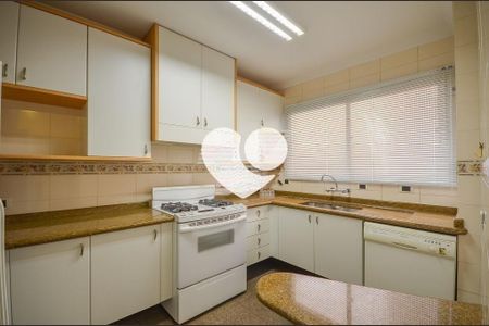 9_photo/94dce445b3.24a317c22631bef5-ATLAS-5fe97cd7-babd-4c35-a2c3-c7a275b6f58e.jpg de apartamento à venda com 4 quartos, 184m² em Alto da XV, Curitiba