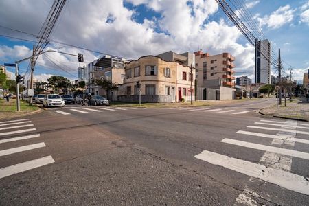 4_photo/94dce44607.9e8f1c97e4a047f1-ATLAS-9c2725f7-8e27-4927-8ccd-dd06da7b5a0e.jpg de casa à venda com 3 quartos, 108m² em Alto da XV, Curitiba