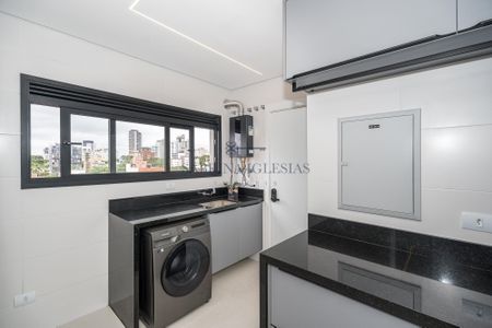 9_photo/94dce4461d.0eb46b9774d8764f-ATLAS-1e7b9d15-1b7e-46f1-9fe2-50d38abc5cb8.jpg de apartamento à venda com 3 quartos, 150m² em Alto da XV, Curitiba