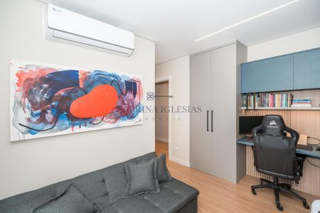 44_photo/94dce4461d.0eb46b9774d8764f-ATLAS-bbfdc211-dbd9-4800-84b6-23260169bc3d.jpg de apartamento à venda com 3 quartos, 150m² em Alto da XV, Curitiba