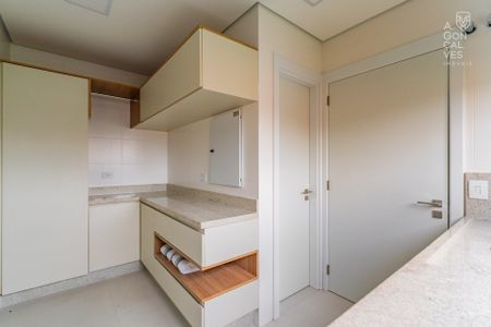 8_photo/94dce4461d.abaef905391f8daa-ATLAS-3db6da88-7d4e-41d9-9c79-195a7ca7e69c.jpg de apartamento à venda com 3 quartos, 151m² em Alto da XV, Curitiba