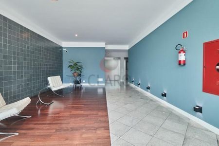 7_photo/94dce4462d.78e9db6359eea19e-ATLAS-2ad25d72-3647-466a-a2e3-da508153e25e.jpg de apartamento para alugar com 2 quartos, 98m² em Centro, Curitiba