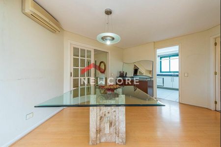 3_photo/94dce446b5.df2406aa61ba3211-ATLAS-05c03dd5-196c-4b5f-8c3a-f3dec80c7e92.jpg de apartamento à venda com 3 quartos, 149m² em Centro, Curitiba