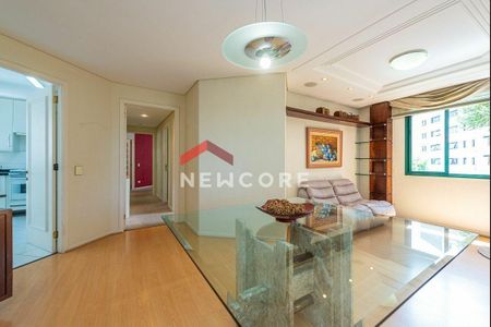 6_photo/94dce446b5.df2406aa61ba3211-ATLAS-1e02a219-c653-4584-99eb-f6d1464767c2.jpg de apartamento à venda com 3 quartos, 149m² em Centro, Curitiba