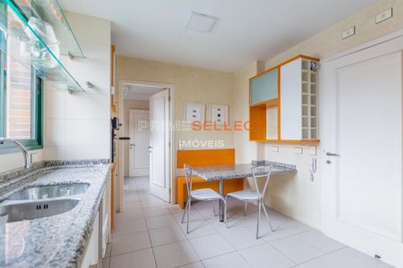 14_photo/94dce446b5.df2406aa61ba3211-ATLAS-29fe7f90-8cd1-476e-83c4-4aae13d0267e.jpg de apartamento à venda com 3 quartos, 150m² em Alto da XV, Curitiba