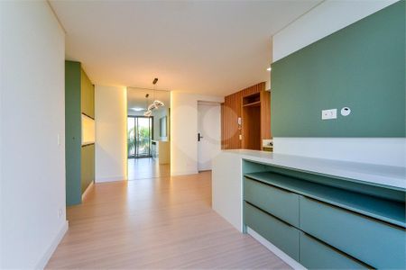 7_photo/94dce446c7.4be1ed5dccf52bd2-ATLAS-5fc0f638-cf55-4b4a-af1a-dccb58381f64.jpg de apartamento à venda com 2 quartos, 58m² em Alto da Glória, Curitiba