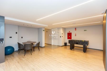 37_photo/94dce446cd.1c5ee5b12bdcf8f7-ATLAS-3003526b-dec7-44e1-a2a4-799e286ffdbf.jpg de apartamento à venda com 2 quartos, 58m² em Centro, Curitiba