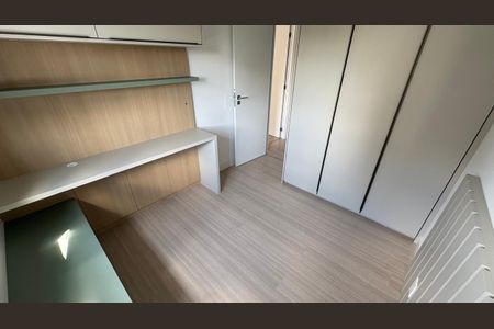 13_photo/94dce446cd.b4c8991f9101a12d-ATLAS-00940896-3bbd-44f2-b3b8-108276e95394.jpg de apartamento para alugar com 2 quartos, 59m² em Centro, Curitiba