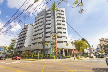 45_photo/94dce446cd.fa0d77f1e1d5dda8-ATLAS-beea9103-609e-4111-804c-81cee2c5f8f9.jpg de apartamento à venda com 2 quartos, 107m² em Centro, Curitiba